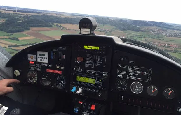Flugzeug-Rundflug "über Nürnberg" Greding (45 Min.) - 1