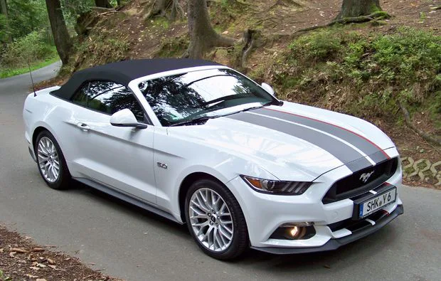 Mustang GT Cabrio Wochenende in Berlin Großbeeren - 1