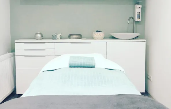 Gesichtsbehandlung (Basis) München