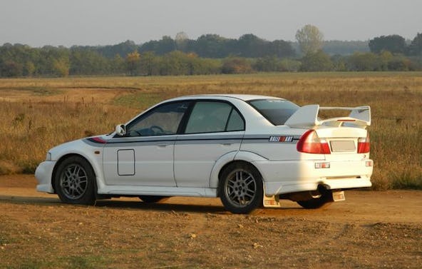 Rallye fahren in der Nähe von Sopron (Mitsubishi Lancer EVO VI 5 Rdn)