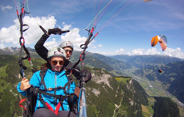 Gleitschirm Thermikflug Fügen