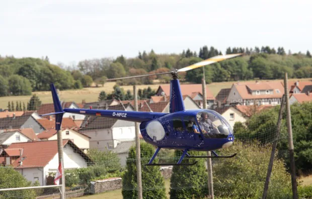 Romantik-Hubschrauber-Rundflug Weiden in der Oberpfalz für 2 (30 Min.) - 2