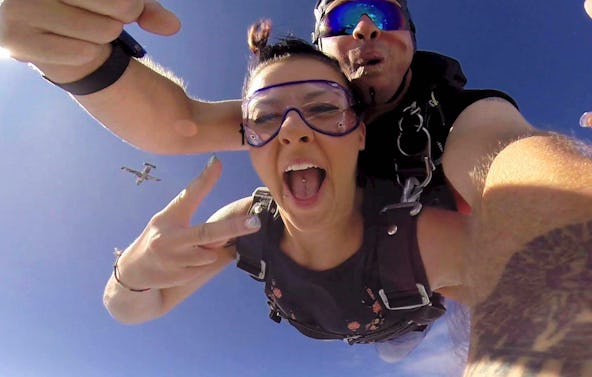 Fallschirm Tandemsprung Radfeld