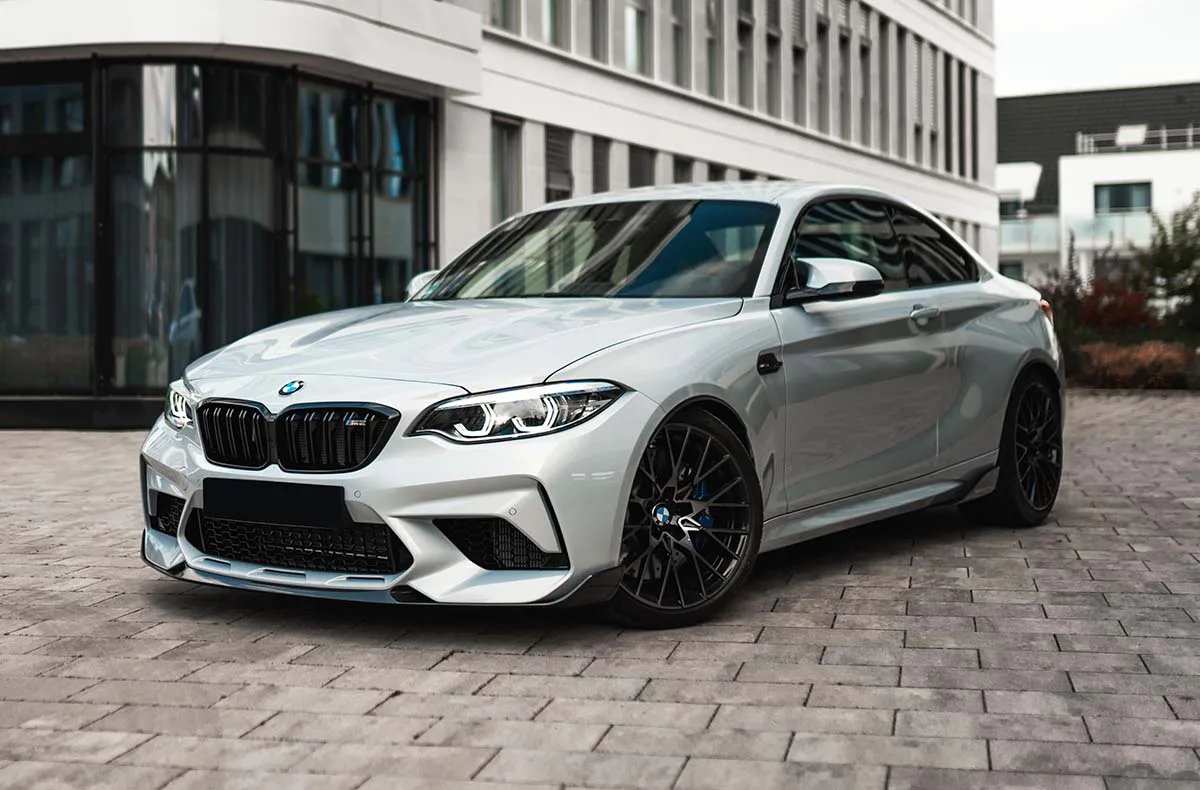 BMW M2 Competition mieten Bielefeld (Tagesmiete) - 1