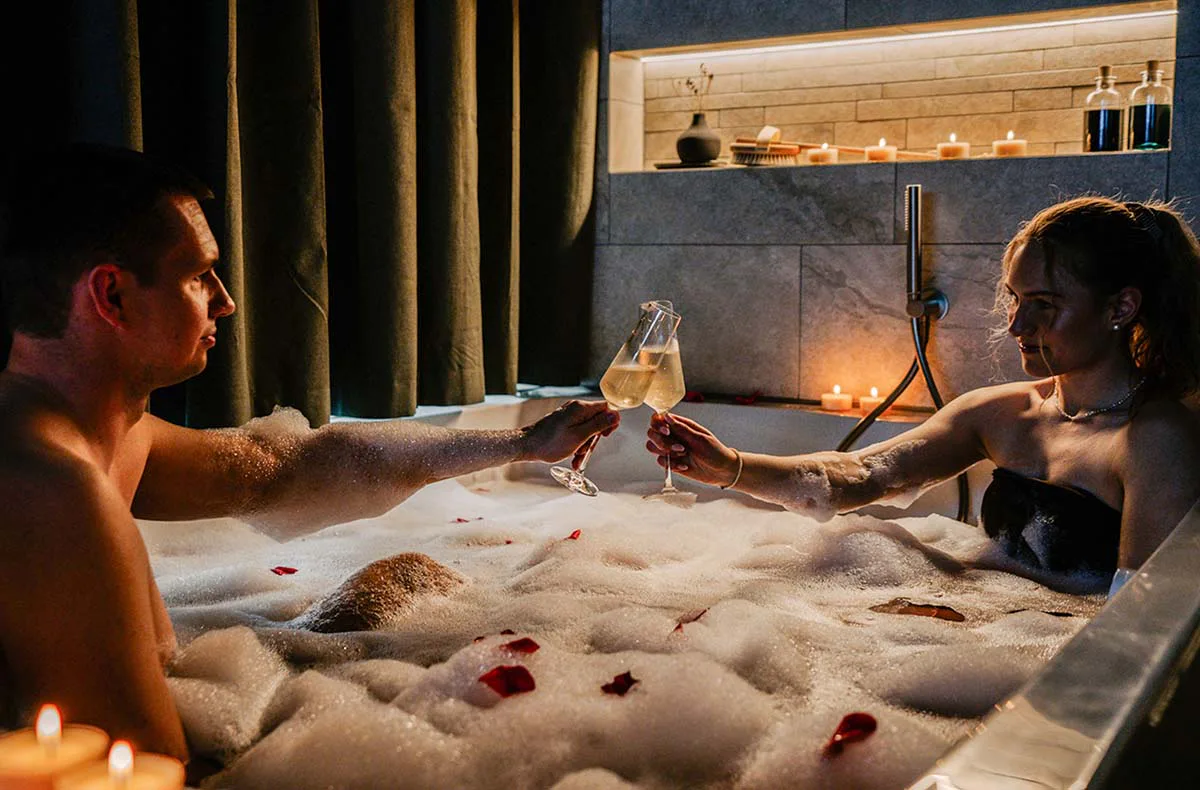 Außergewöhnlich Übernachten in der Spa Suite für 2 (1 Nacht) in Luzern - 8