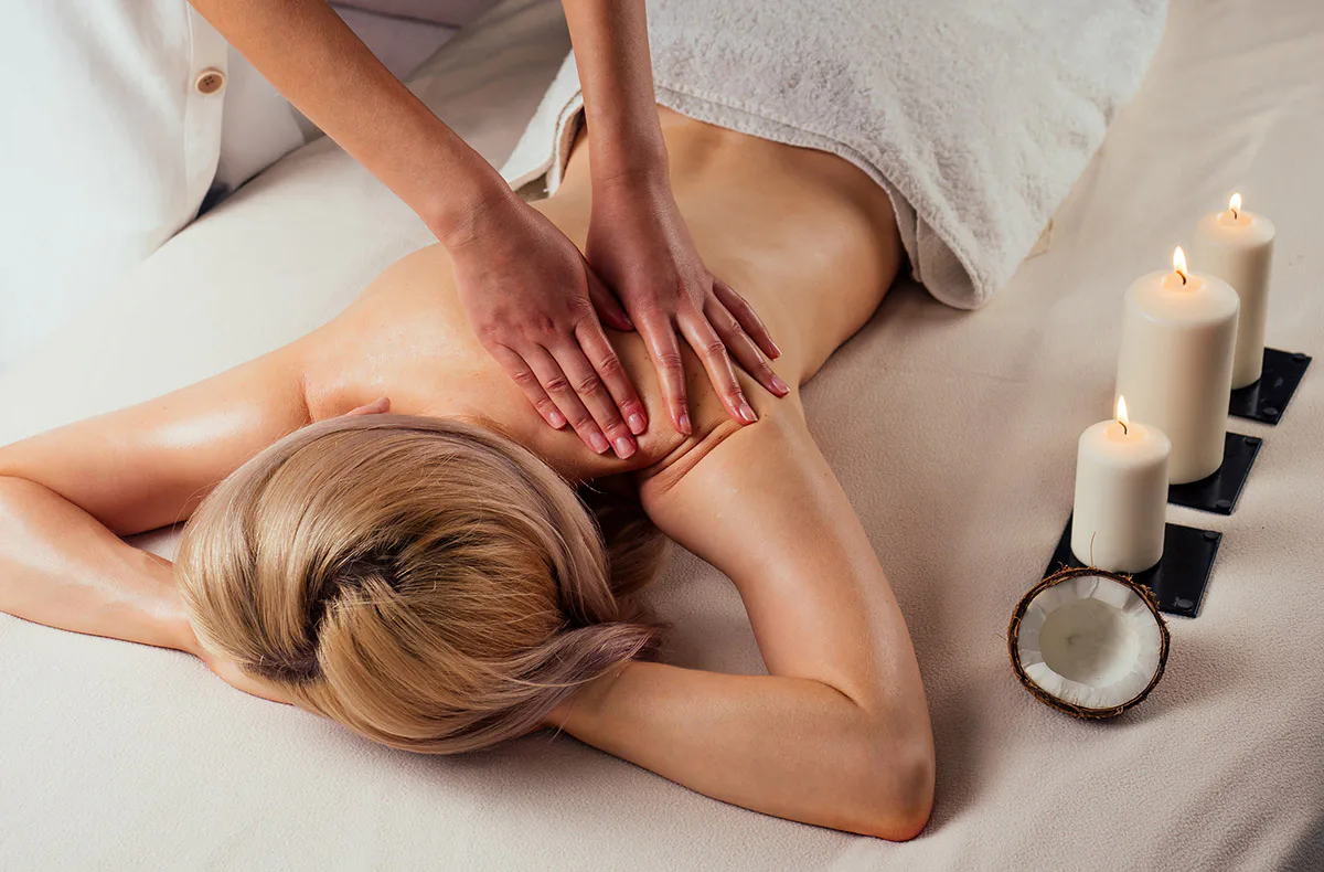 Ayurveda Massage Deluxe mit Fussmassage - 4