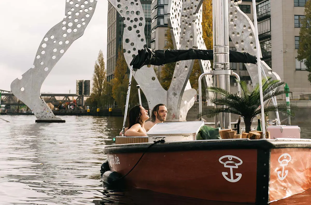 Floating Hot Tub für 4 Berlin - 5