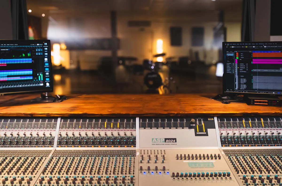 Behind the scenes Musikstudio Pulheim - 1