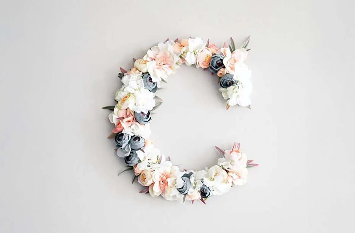 Buchstaben mit Trockenblumen selber machen Pliening - 5