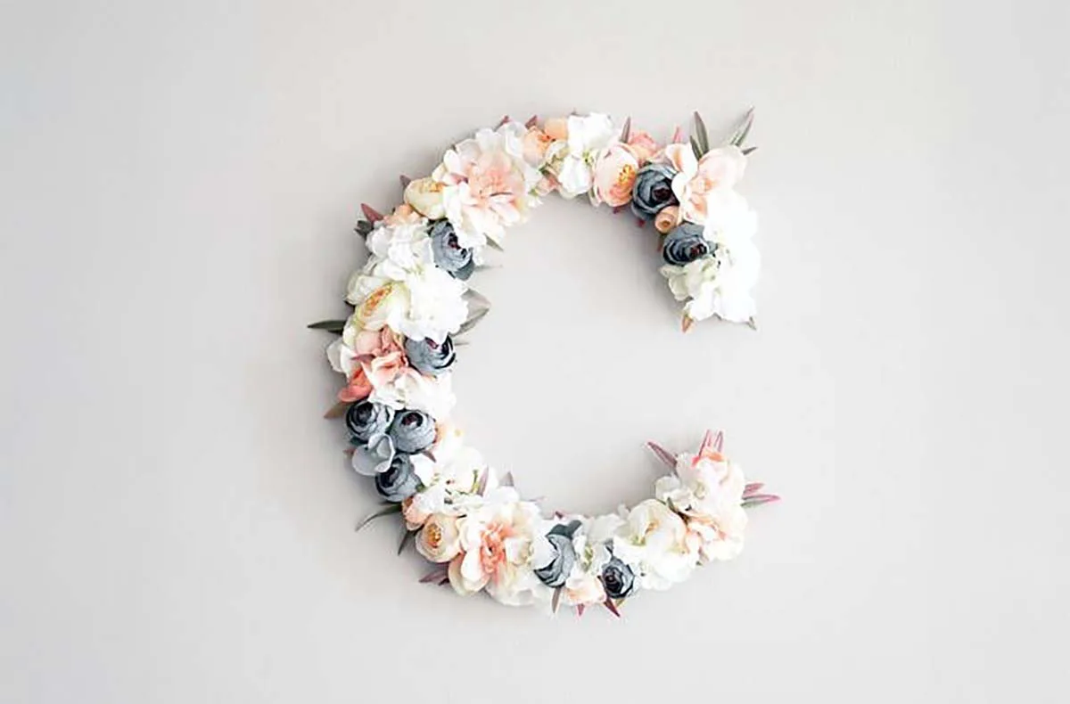 Buchstaben mit Trockenblumen selber machen Pliening - 5