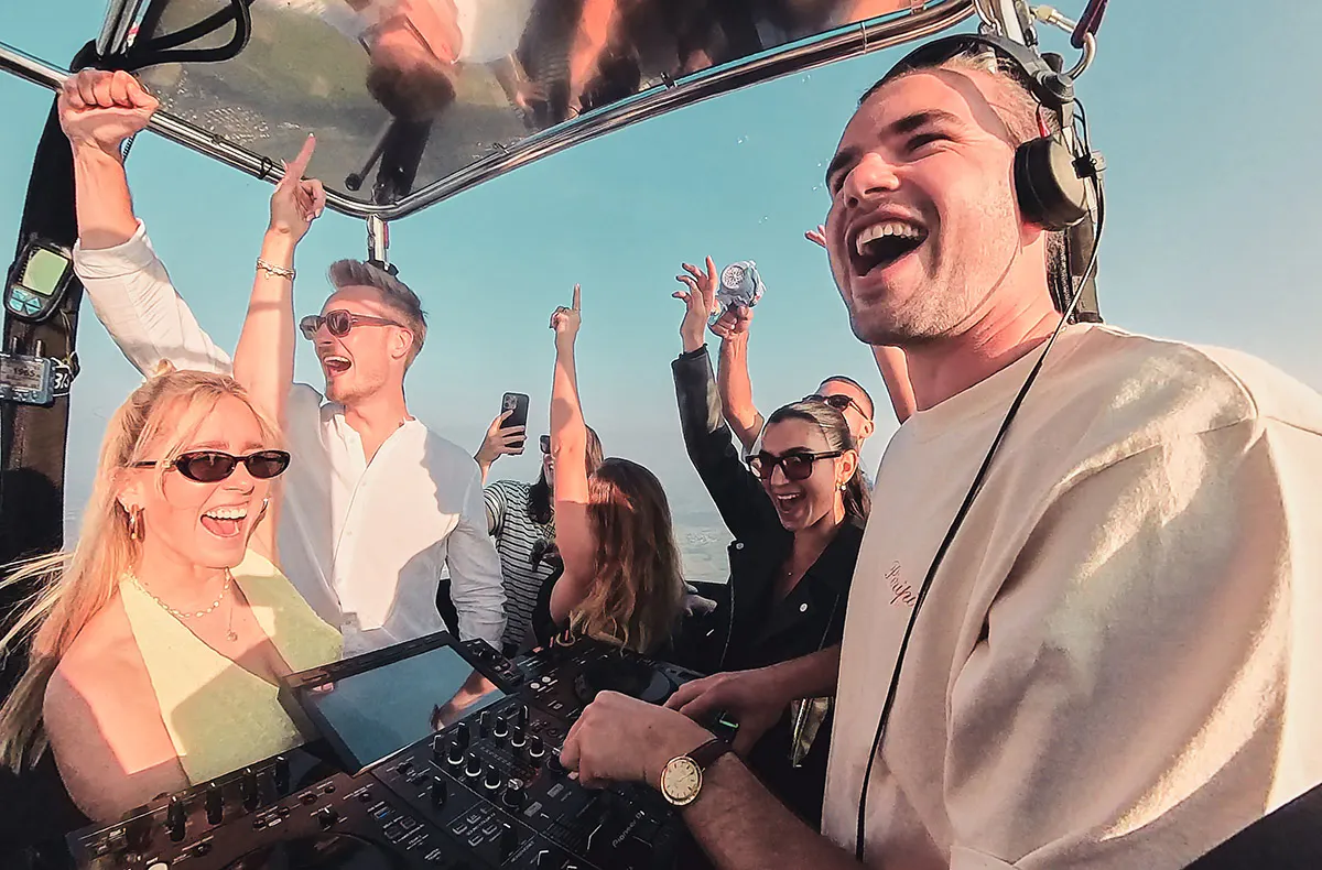 DJ im Ballon - Party auf 1000 Metern (9 Personen) - 5