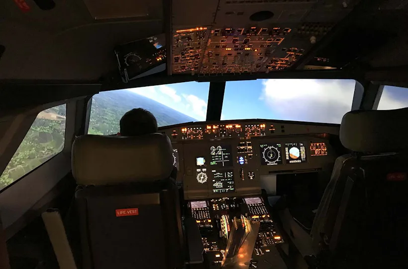Flugsimulator Hamburg (A320 - Economy lang)