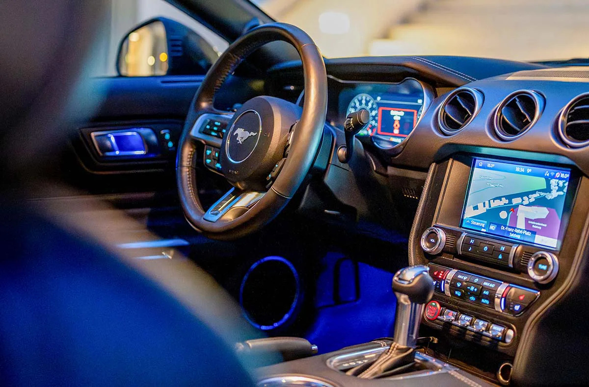 Ford Mustang 5.0 V8 mieten Freilassing (Wochenende) - 7