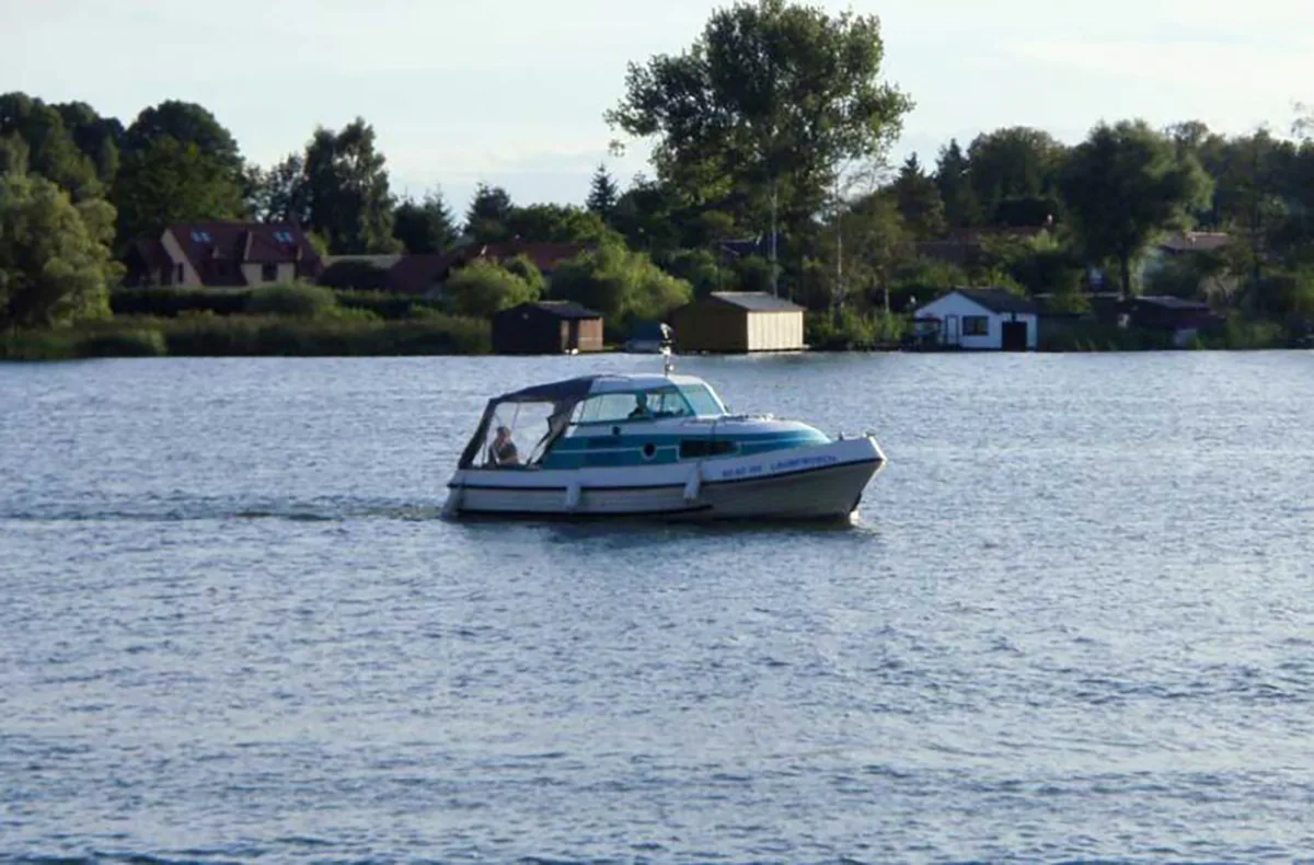 Hausboot-Übernachtung Rechlin für 2 (4 Nächte) - 2