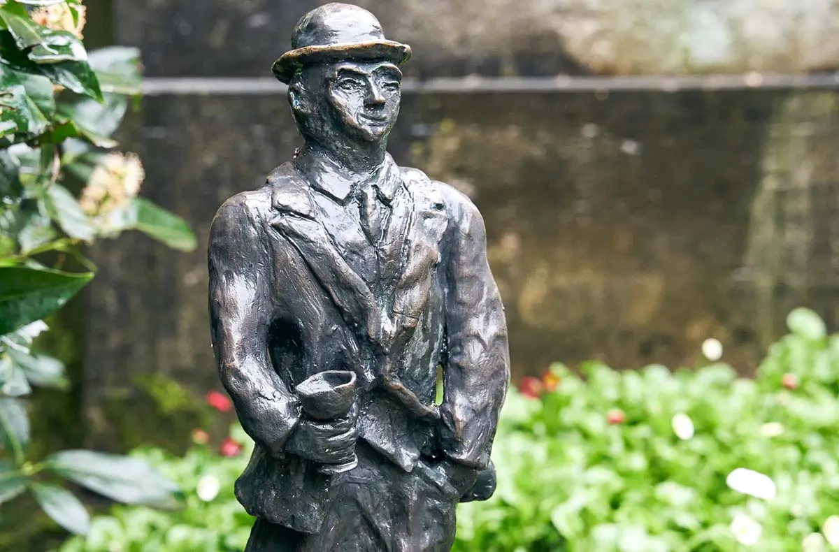 Melaten Friedhof: Führung mit allen Sinnen - 4