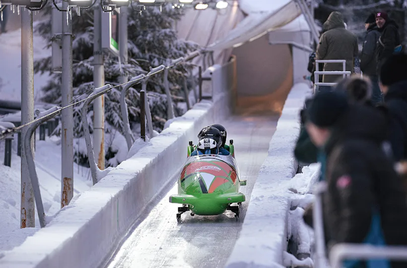 Rennbobtaxi Winter Altenberg