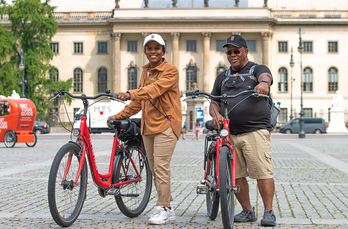 Sightseeingtour Berlin mit Biergartenstopp (1 Tag) - 1