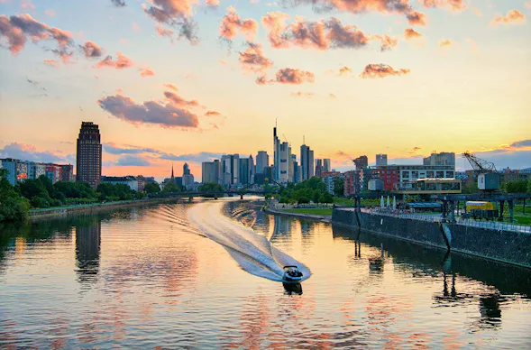 Jet Boot Action Tour in Frankfurt