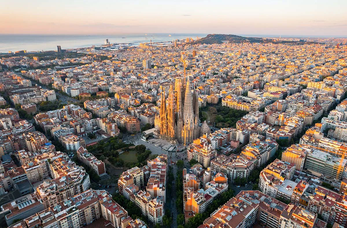 Städtetrip Barcelona mit Sagrada Familia für 2 (2 Nächte) - 1