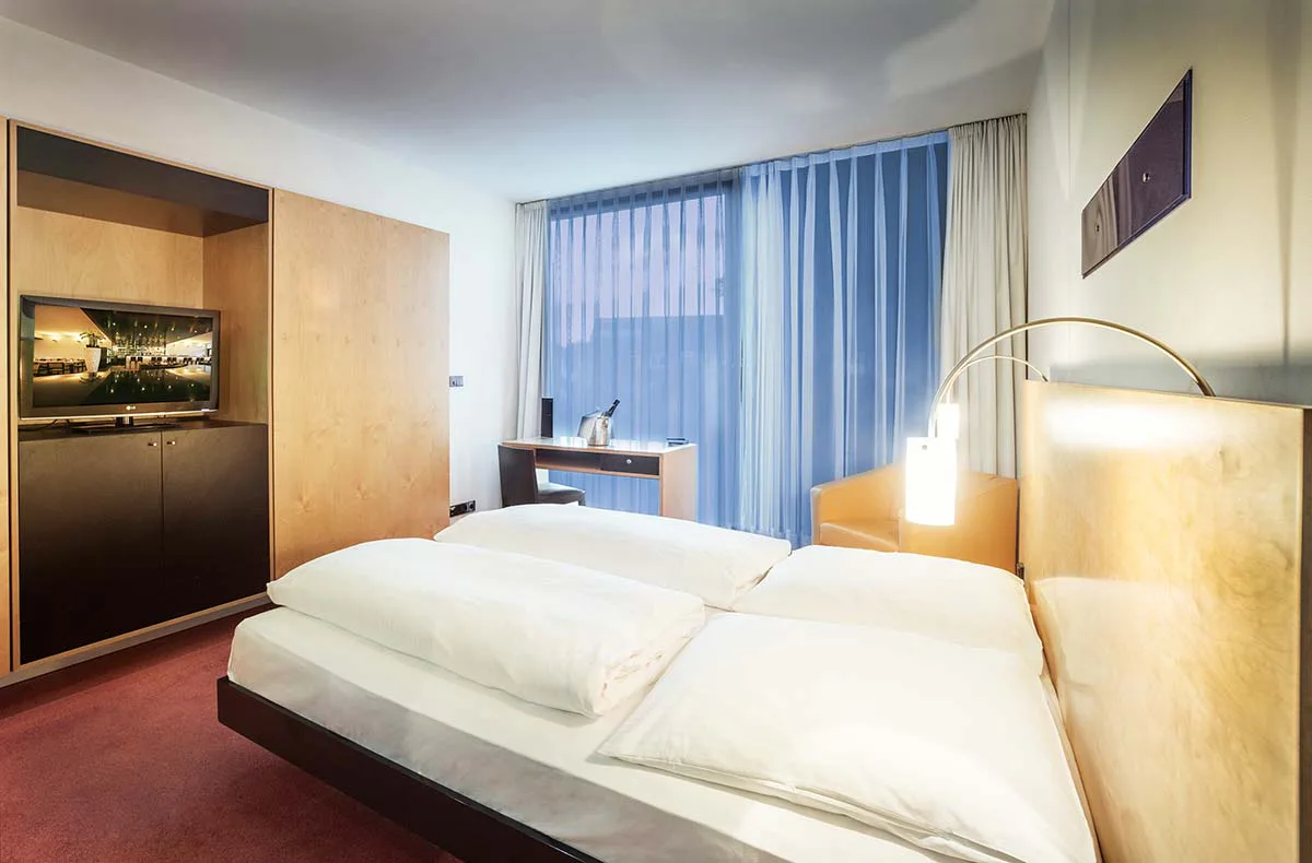 Städtetrip Düsseldorf für 2 (1 Nacht) - 1
