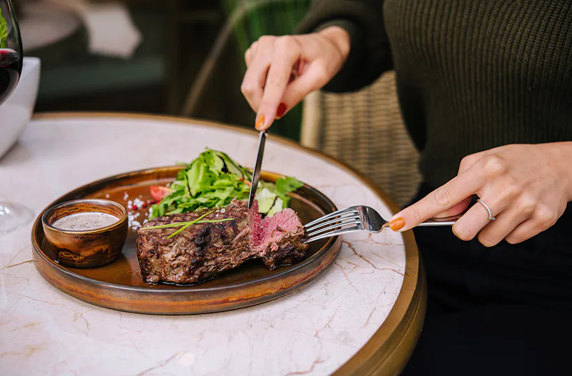 Steak-Tasting Melle