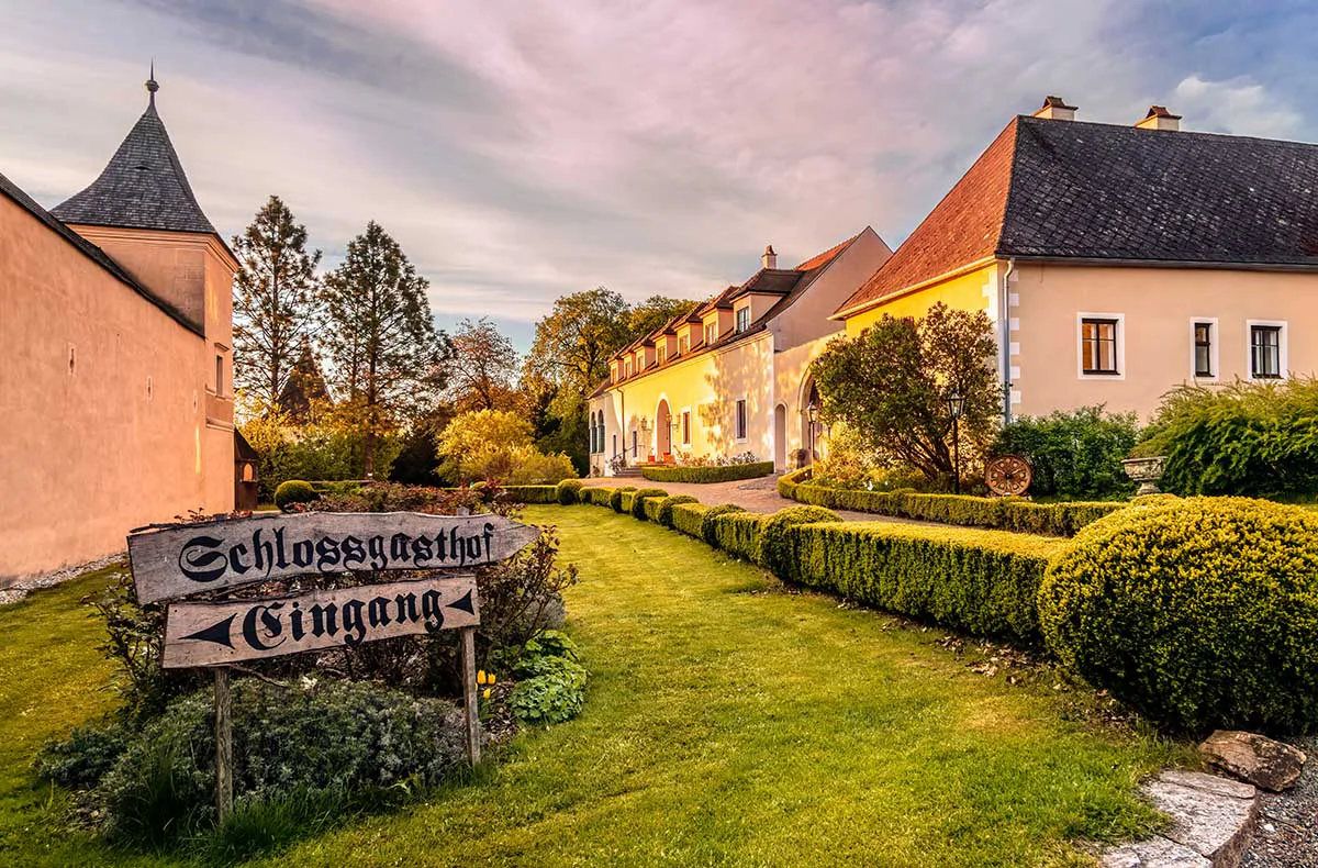 Themenbrunch im Schlossgasthof Rosenburg für 2 - 4