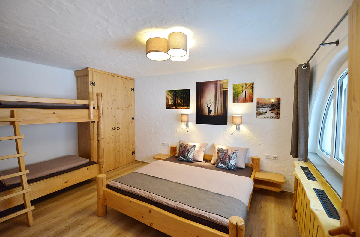 Übernachten im einzigartigen Erdhaus im Feriendorf Auenland für 2 (3 Nächte) - 2
