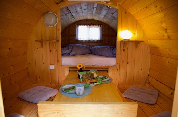 Übernachtung im Fass für 2 Schloss Langenau (Obernhof/Lahn) (2 Nächte)