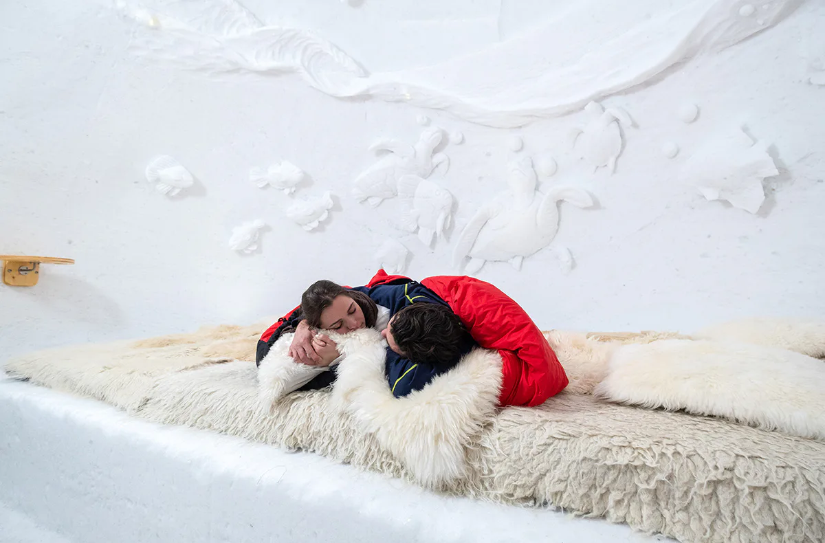 Übernachtung im Romantik-Iglu Gstaad für 2 (1 Nacht) - 4
